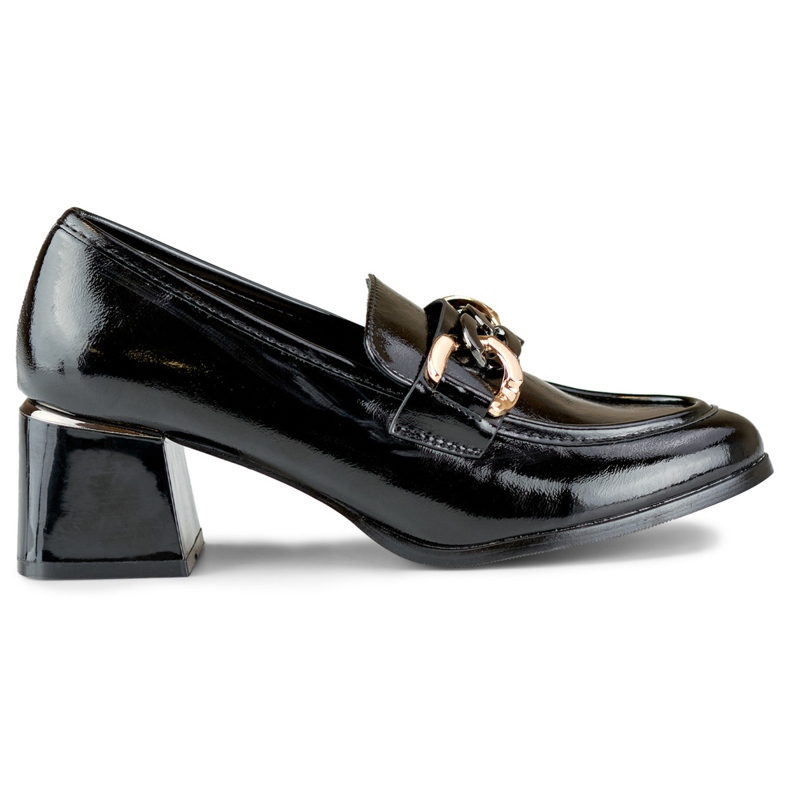Ladies' black patent low-heeled shoes