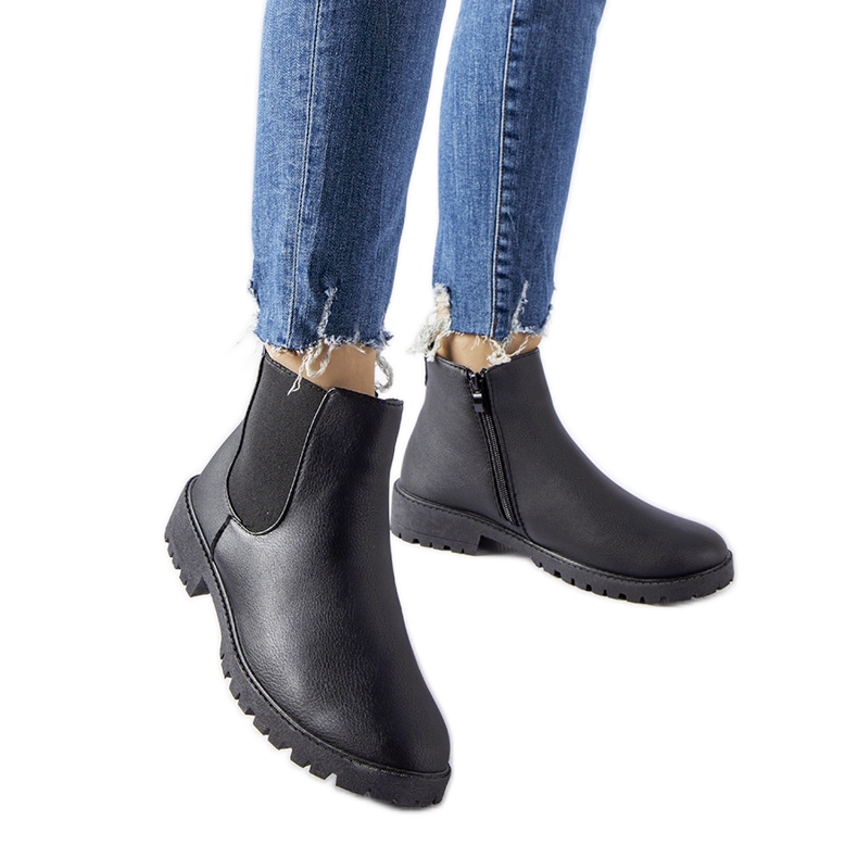 Black insulated Saber boots Black insulated Saber boots