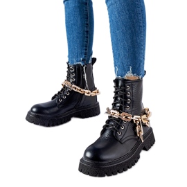 Inna Black boots with Bowling chain Inna Black boots with Bowling chain