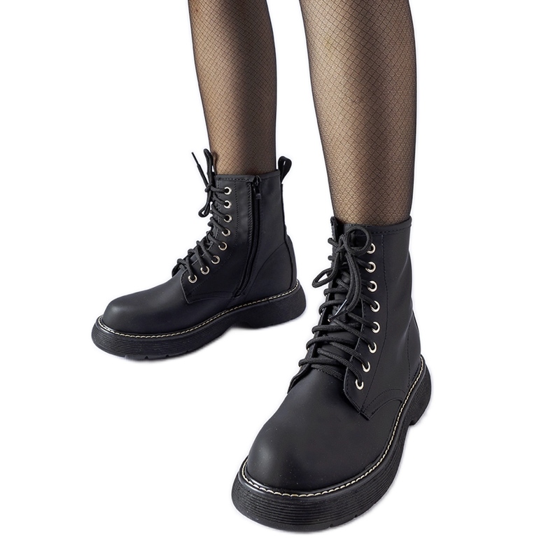 Inna Black classic Benvenuto boots