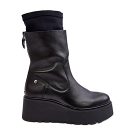 Women's Leather Ankle Boots on a Massive Platform Maciejka 06246-01 Black