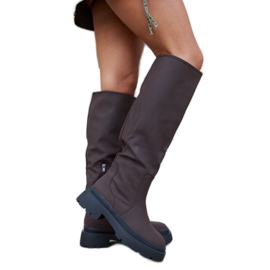 Brown matte classic Edwards boots