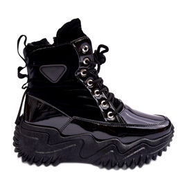 Insulated ankle boots on a massive platform, black