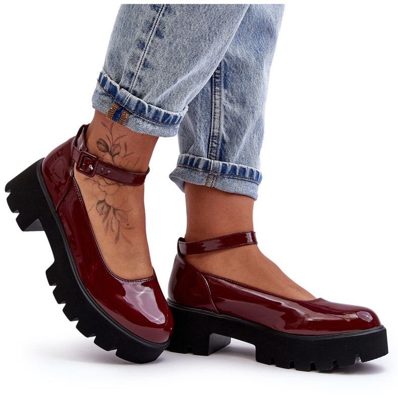 WS1 Women's Patent Leather Shoes on a Low Heel with a Buckle, Burgundy Owena red