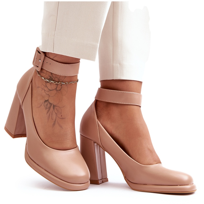 WS1 Pumps on a high heel with a buckle, beige Idovana