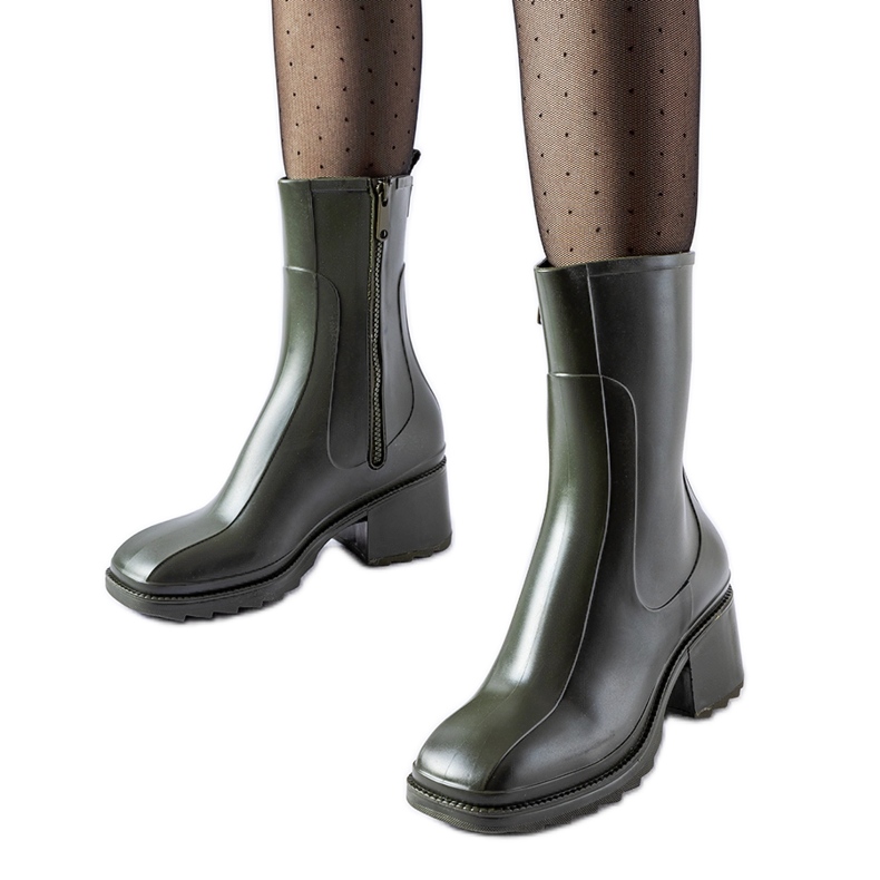 Green zipped Wellington boots with a Maggiore block