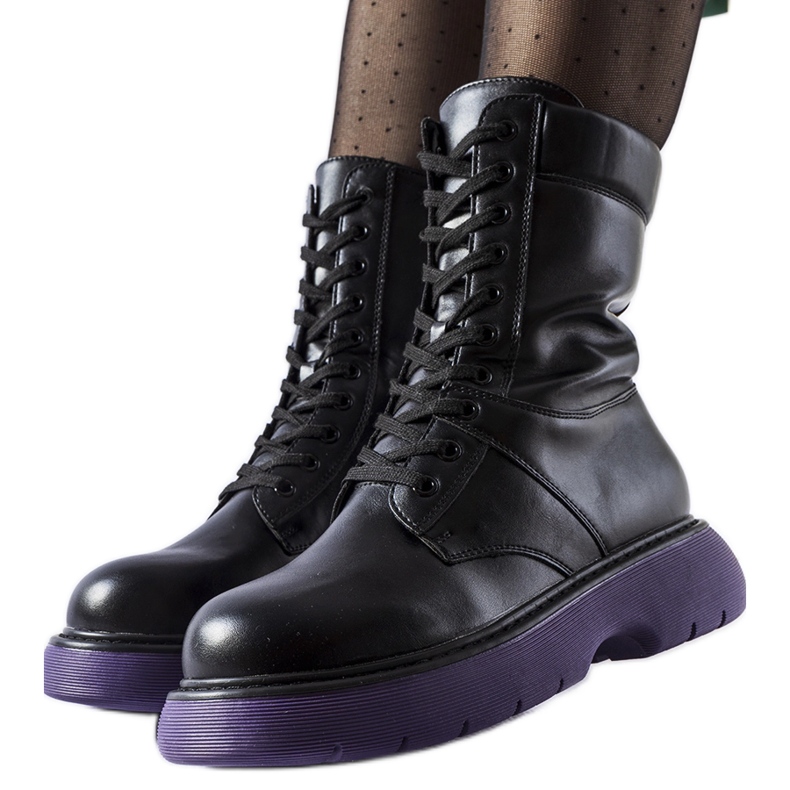 Black insulated shoes with purple sole Beata