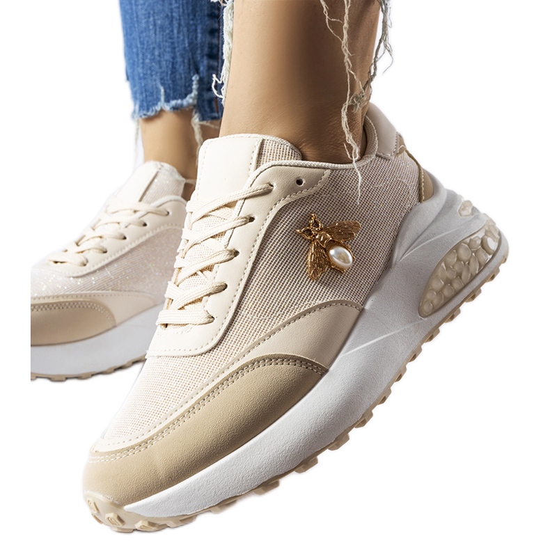 Beige and white sneakers with decorative Acciano thread