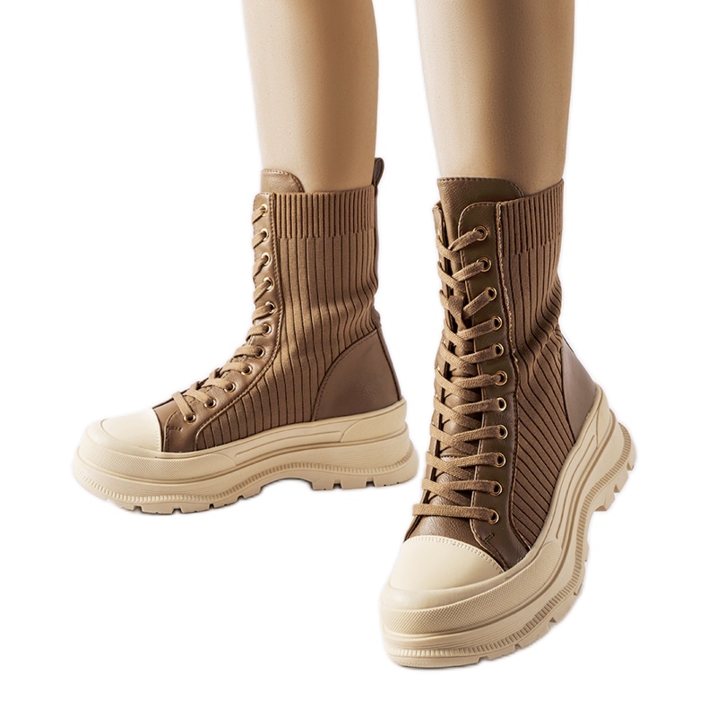 Brown sock workers with a thick sole from Vitto