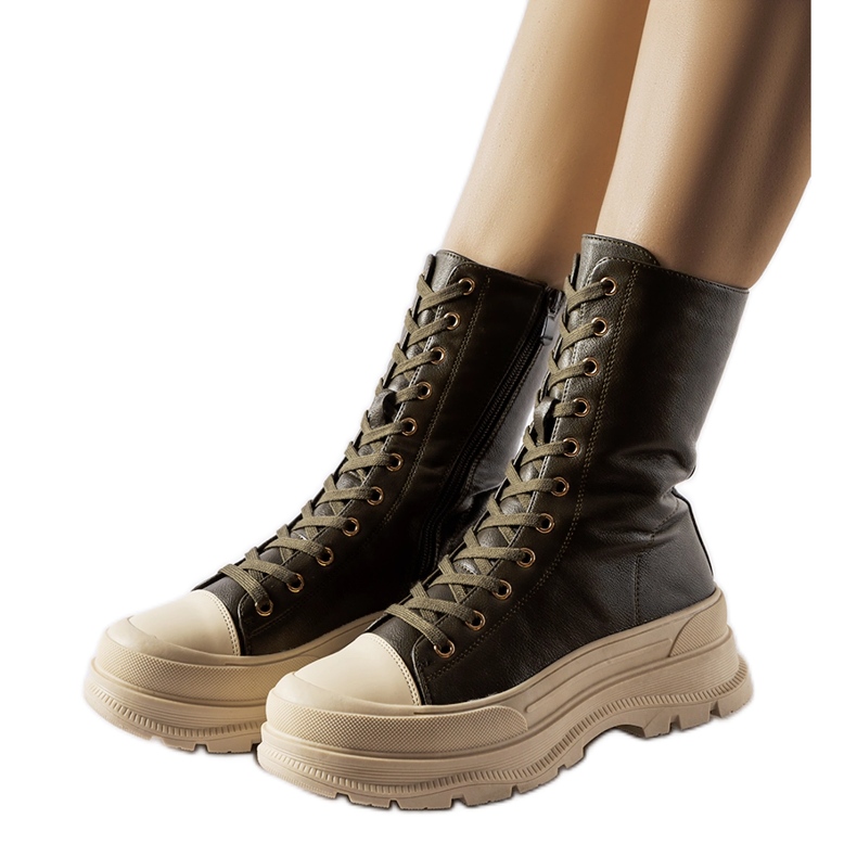 Giselda dark green shoes with a thick sole