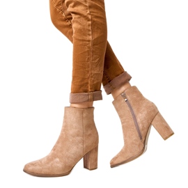 Beige ankle boots from Torricelli Beige ankle boots from Torricelli