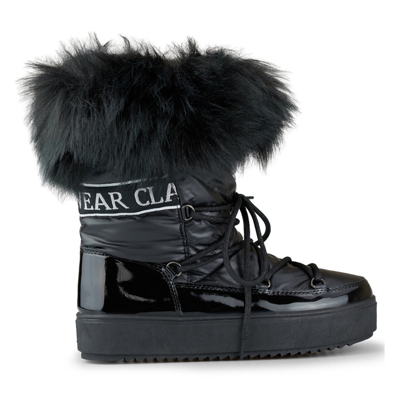Black women's snow boots with decorative fur