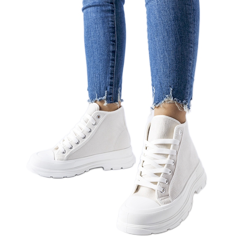 Inna White high-top sneakers by Villaggio