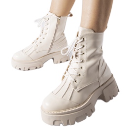 Beige insulated workers boots with thick Biagio sole