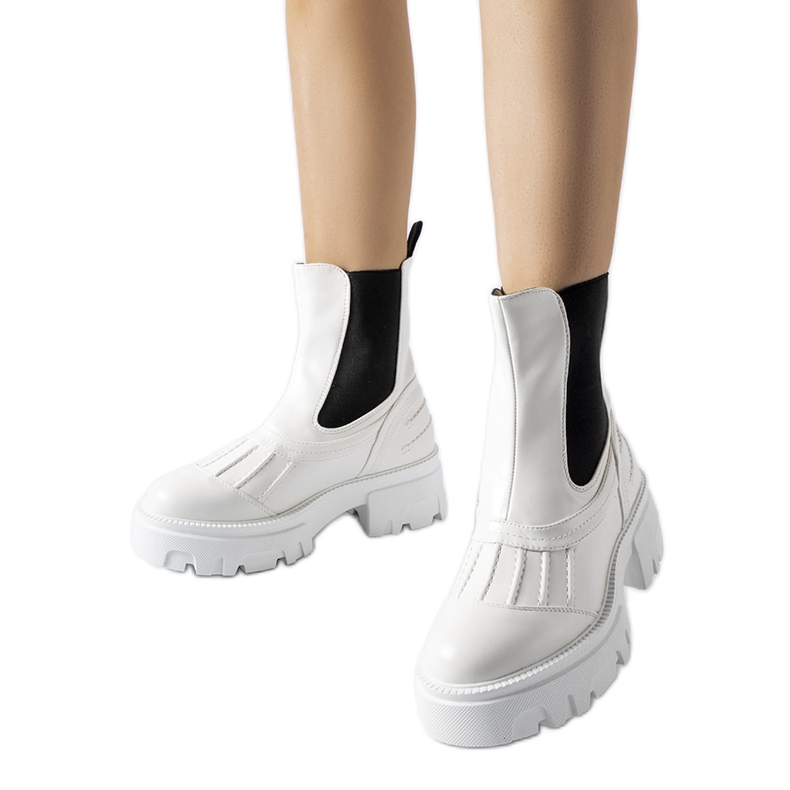 White massive insulated Carruba workers