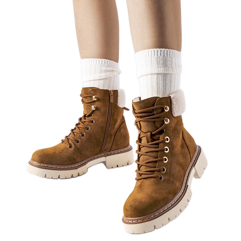 Brown insulated women's winter boots by Bassano