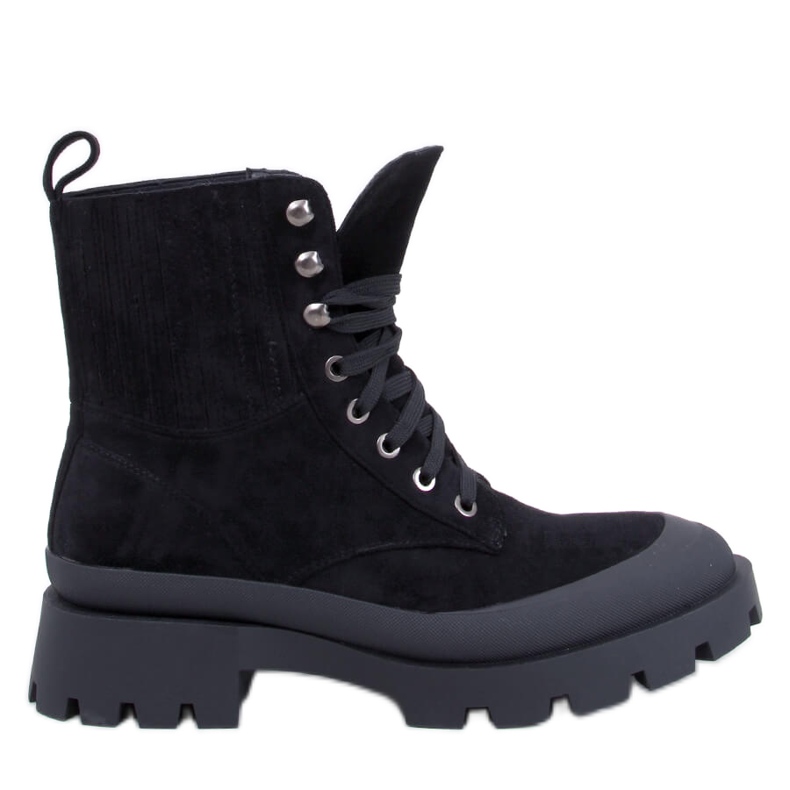 Demps Black trekking boots
