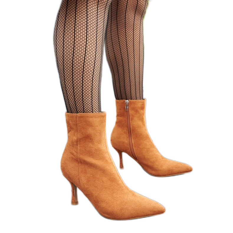 Brown low-heeled ankle boots from Guimond