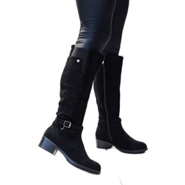 Black insulated Castelvetro eco-suede boots