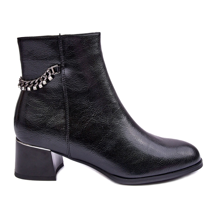 Seastar Low -heeled women's leather boots with black chain Seastar Low -heeled women's leather boots with black chain