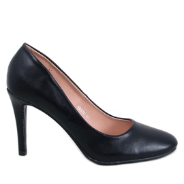 Linda Black round toe pumps