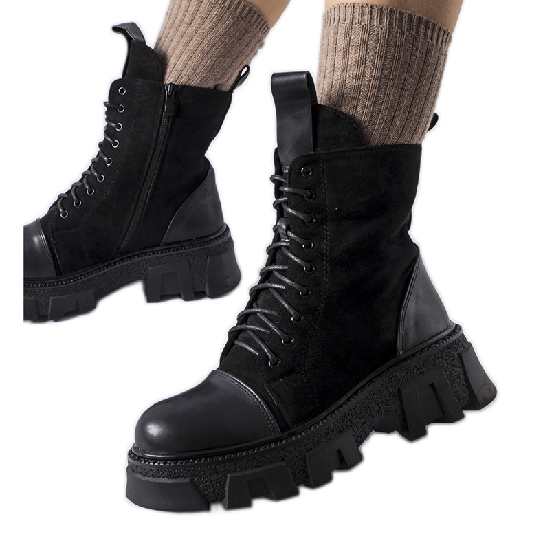 Black insulated Chatham boots Black insulated Chatham boots