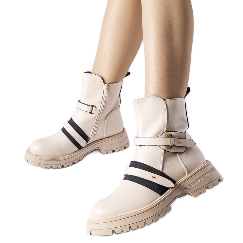 Beige insulated Laderoute boots Beige insulated Laderoute boots