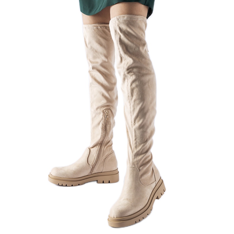 Beige flat over-the-knee boots from Milwake Beige flat over-the-knee boots from Milwake