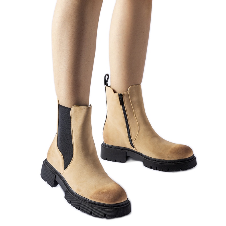 Beige insulated matte Piedalue ankle boots