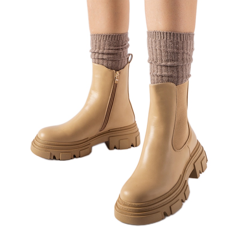 Beige ankle boots with rubber insert D'Isola Beige ankle boots with rubber insert D'Isola