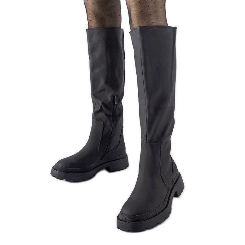Matte black classic Edwards boots
