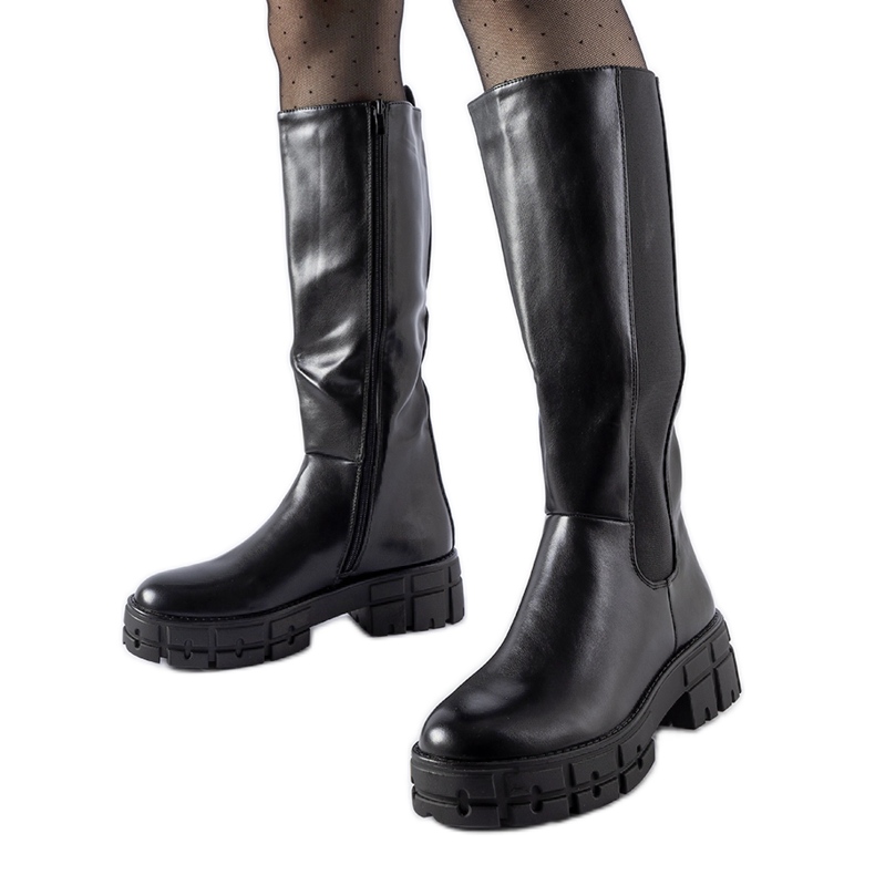 Black insulated Ceredano flat boots