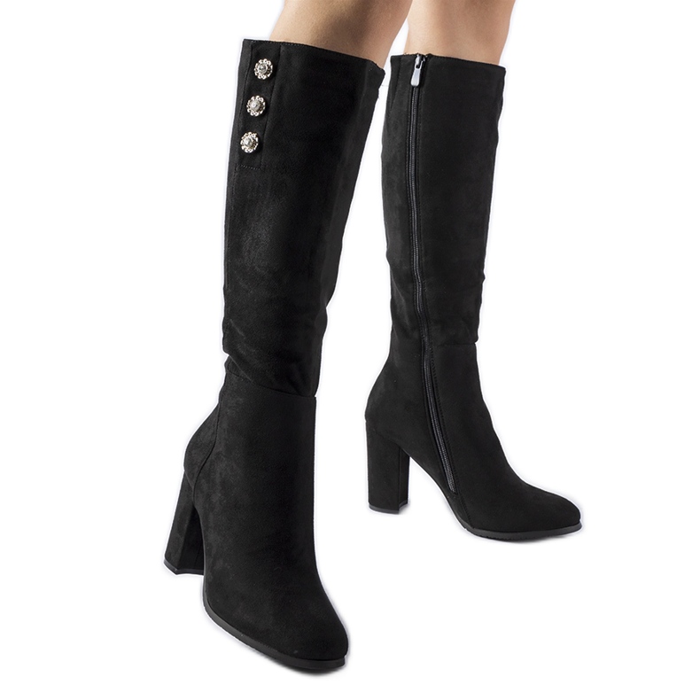 Black boots decorated with Lightning zircons