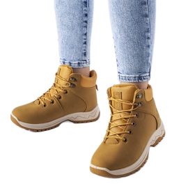 Caramel insulated Guarcino boots brown