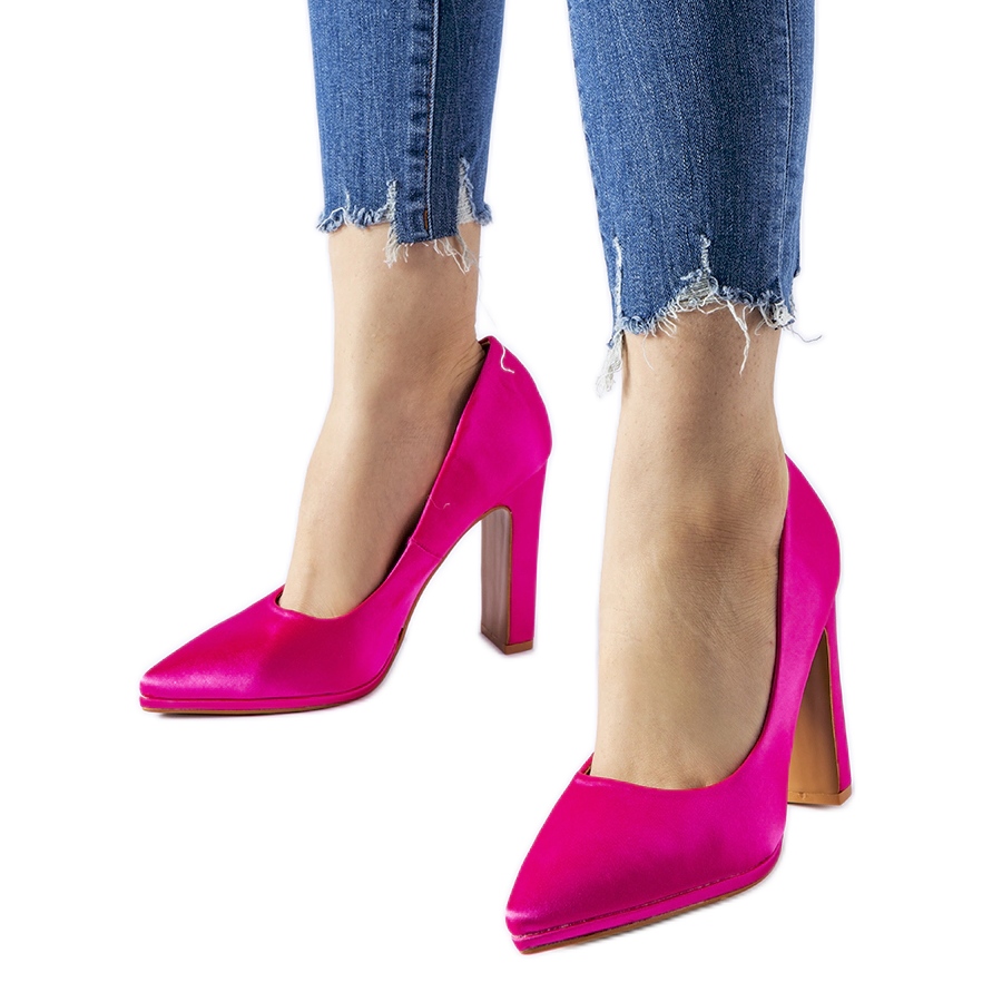 Hot pink 2025 satin shoes
