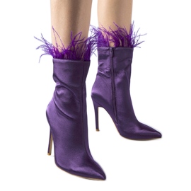 Purple ankle boots decorated with Selvena feathers
