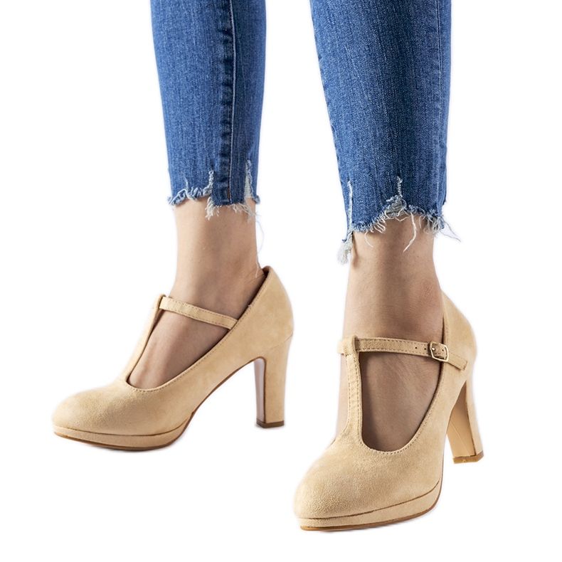 Beige high-heeled pumps by LaCaille Beige high-heeled pumps by LaCaille