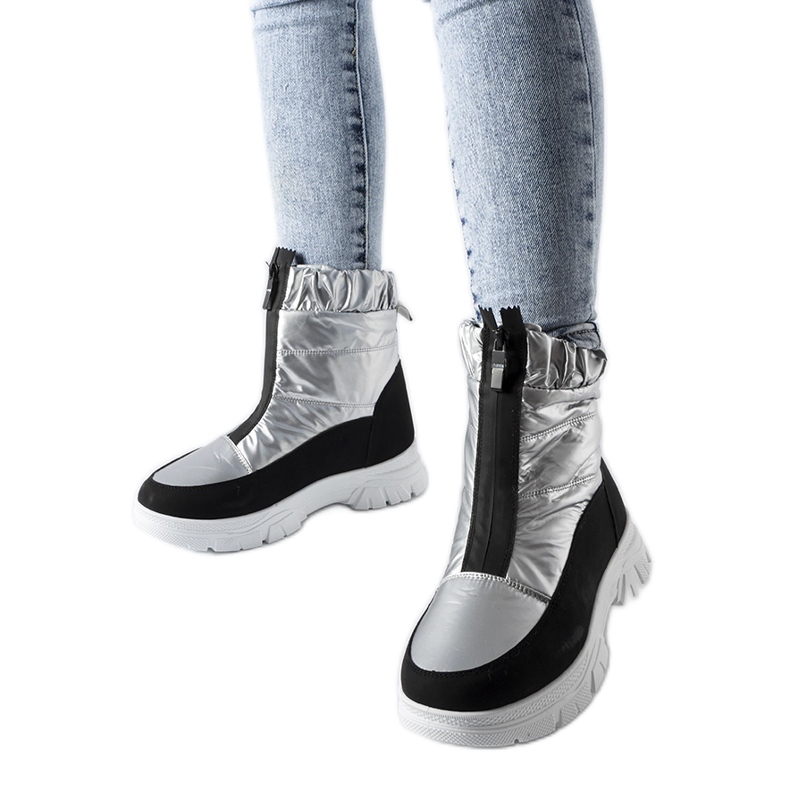 Silver and black insulated Controni snow boots