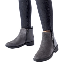 Gray ankle boots made of combined materials Sees grey