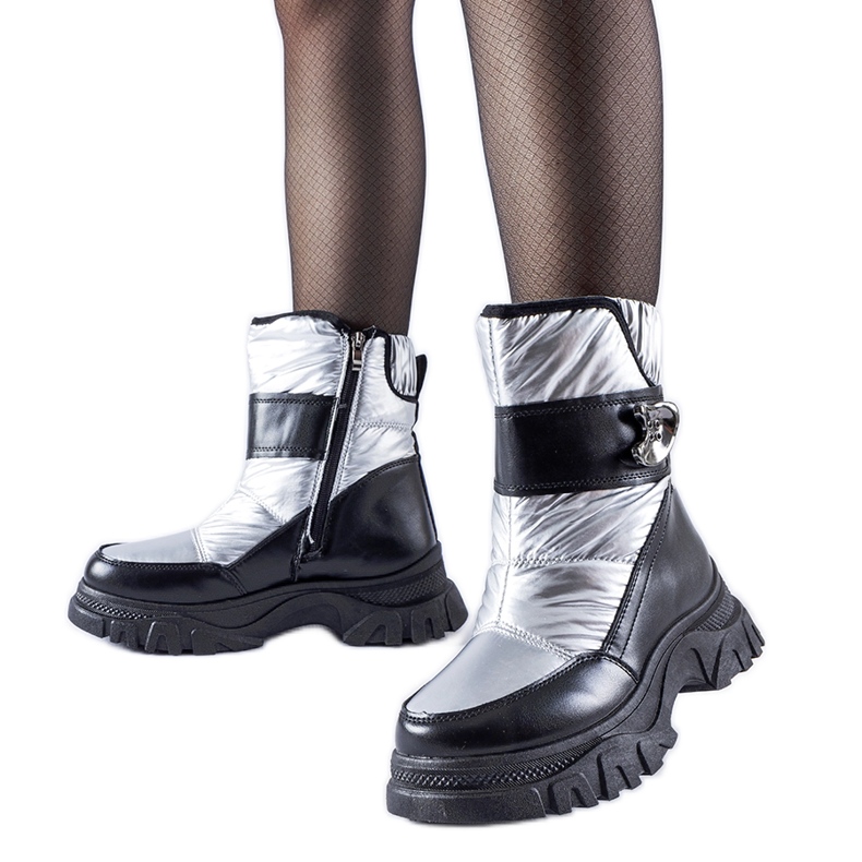 Black and silver insulated Carta snow boots Black and silver insulated Carta snow boots