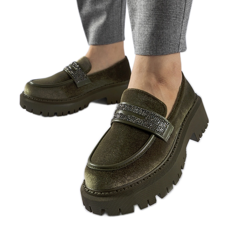 Green moccasins decorated with Longuelo rhinestones