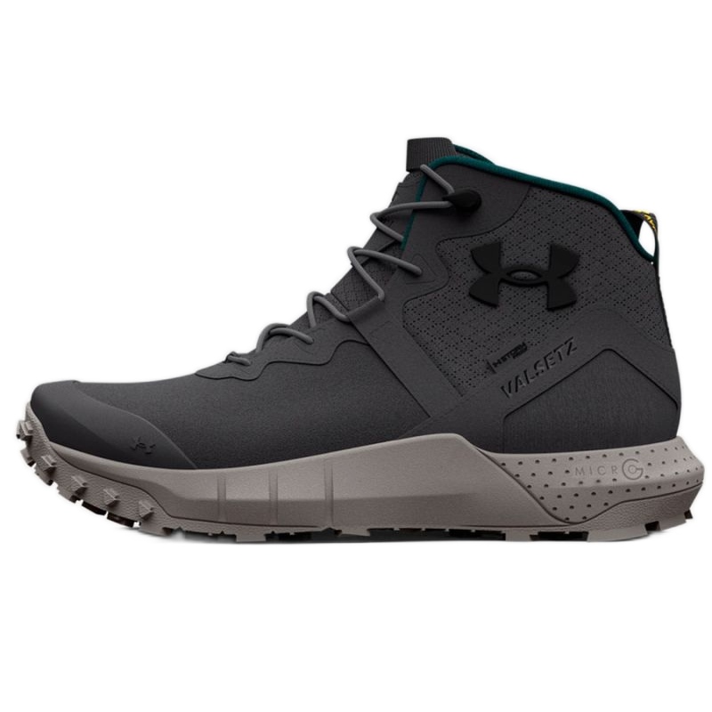 Under armor boots near top me