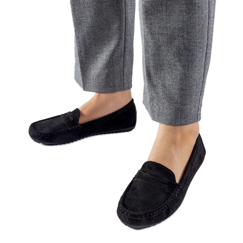 Black moccasins made of Cellarengo eco-suede Black moccasins made of Cellarengo eco-suede