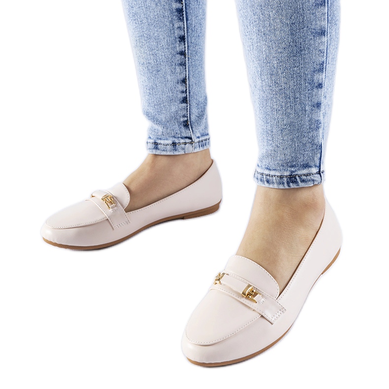 Beige moccasins with a Velino buckle
