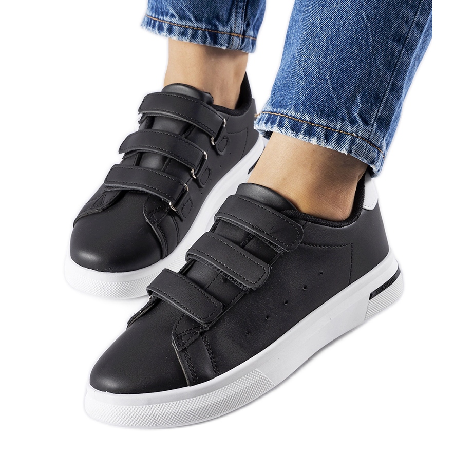 Black sneakers with Velcro fastening by Paré