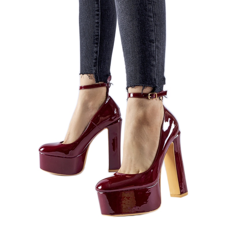 Burgundy patent leather Colle pumps red