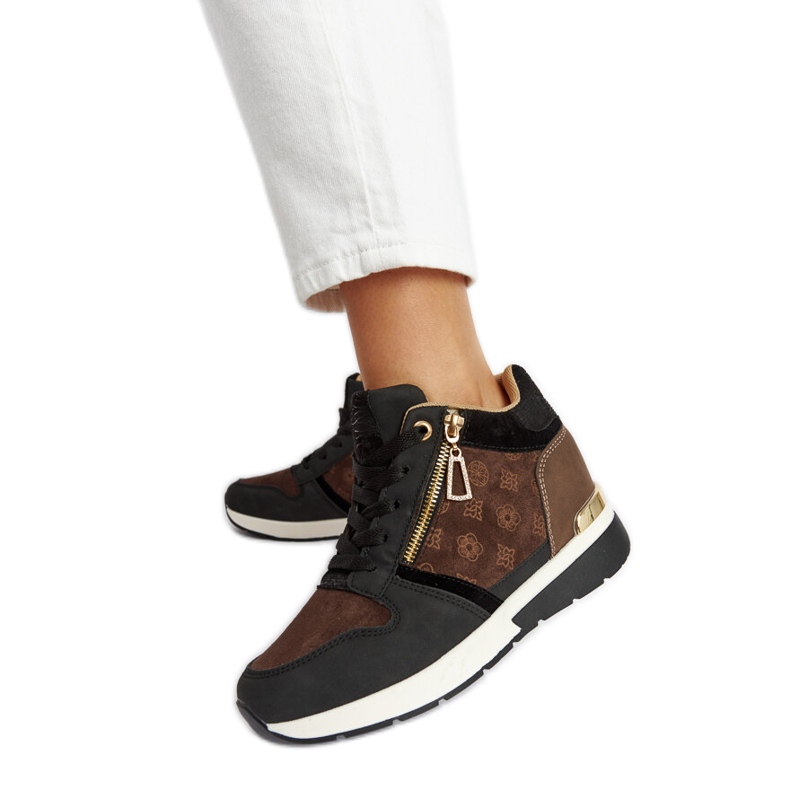 Black Knoxville wedge sneakers