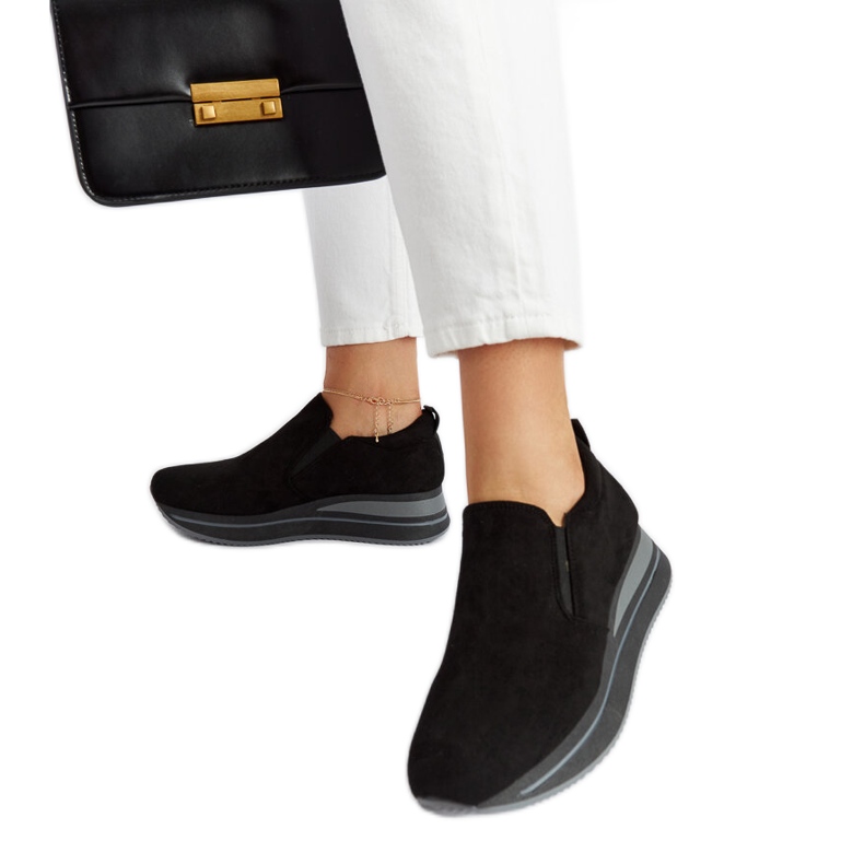 Black Cliffside platform sneakers