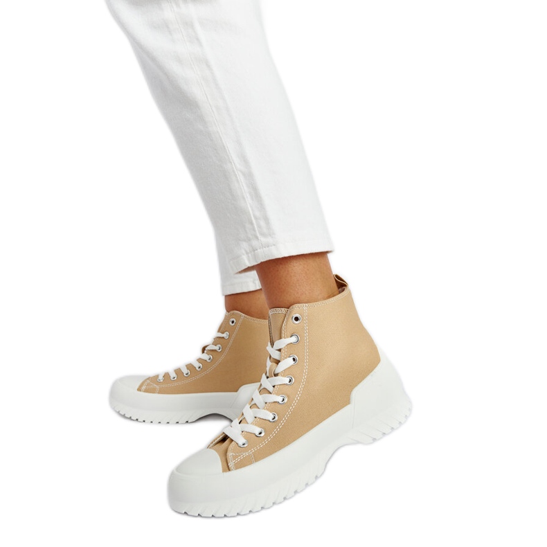 Beige high-top sneakers from Ronchis