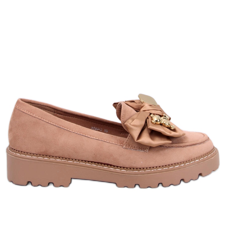 Pennsy Camel moccasins with a decorative teddy bear brown